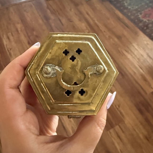 VTG Brass Octagon Cricket Box Handle & Hinged Lid For Trinket Incense Potpourri - Picture 9 of 9